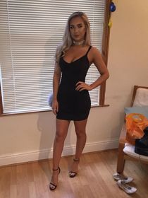 Charming babe Chessie Kay